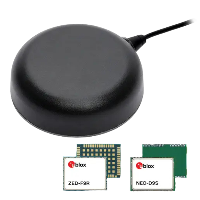 Une antenne GNSS ronde et noire avec un câble, présentée au-dessus de deux petits modules GNSS u-blox étiquetés ZED-F9R et NEO-D9S.